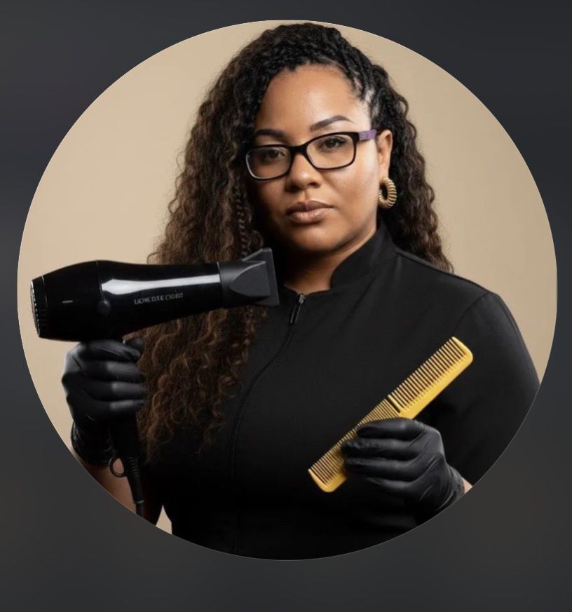 Dalila - Profissional de Beleza